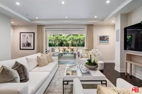 460 N Palm Dr #103, Beverly Hills, CA 90210