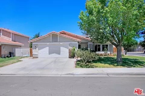 4559 Dowel Ave, Palmdale, CA 93552