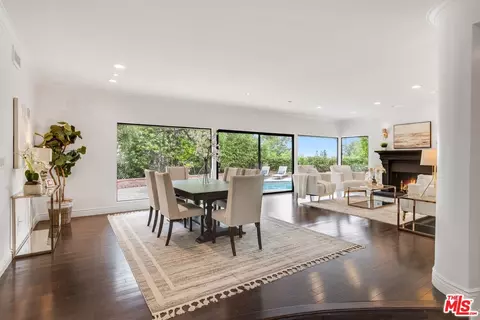 4510 Charmion Ln, Encino, CA 91316