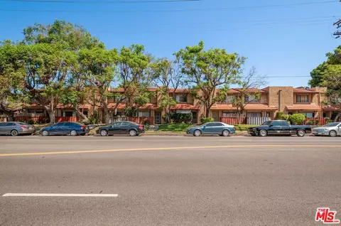 14435 Plummer St #15, Panorama City, CA 91402