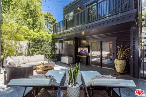 2329 Stanley Hills Dr, Los Angeles, CA 90046