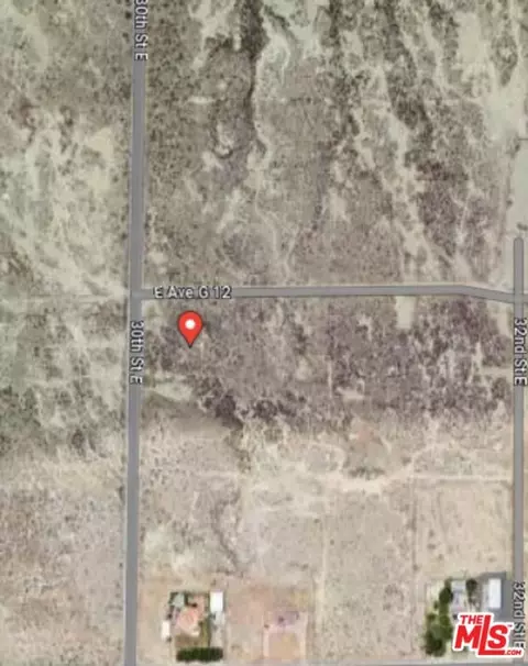 30 Vac30 Stevic Avenue E12, Lancaster, CA 93535