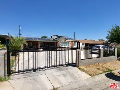 1417 Ridgeview St, Bakersfield, CA 93306