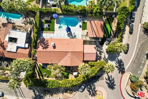 327 E Via Altamira, Palm Springs, CA 92262