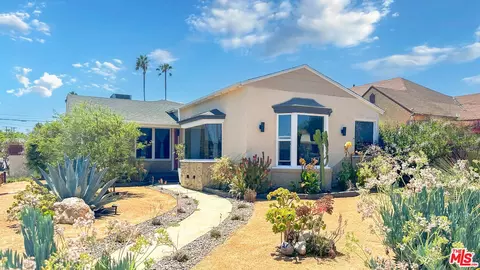 1200 W 84th Pl, Los Angeles, CA 90044