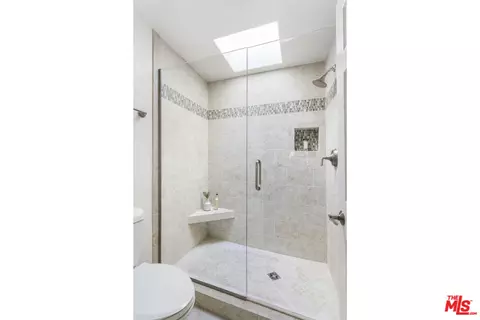 390 E Del Mar Blvd, Pasadena, CA 91101 photo 14