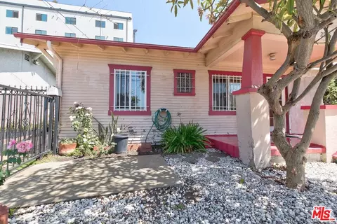 2995 San Marino St, Los Angeles, CA 90006