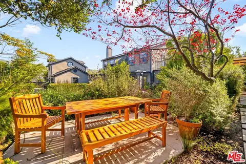 28850 Hampton Pl, Malibu, CA 90265 photo 56