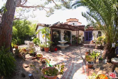 6701 Colgate Ave, Los Angeles, CA 90048