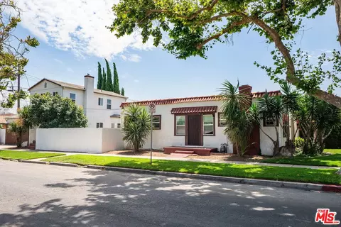 2616 W 57th St, Los Angeles, CA 90043