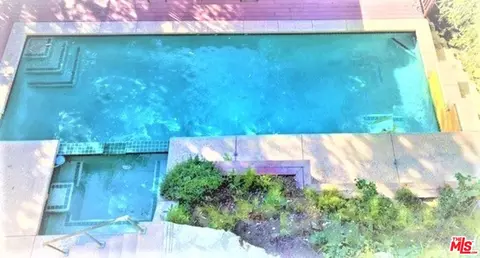 2821 Pacific View Trl, Los Angeles, CA 90068