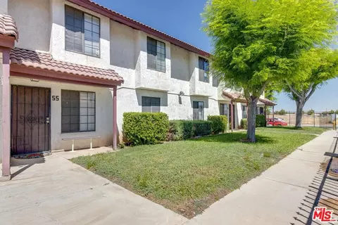 2260 E Avenue Q4 #55, Palmdale, CA 93550