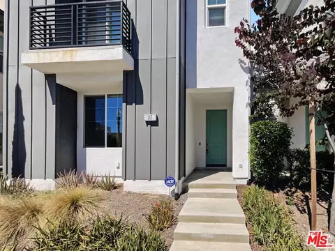 145 Stage, Irvine, CA 92618 photo 7