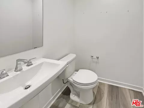 145 Stage, Irvine, CA 92618 photo 8