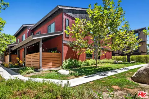 4201 Pennsylvania Ave #K2, Glendale, CA 91214