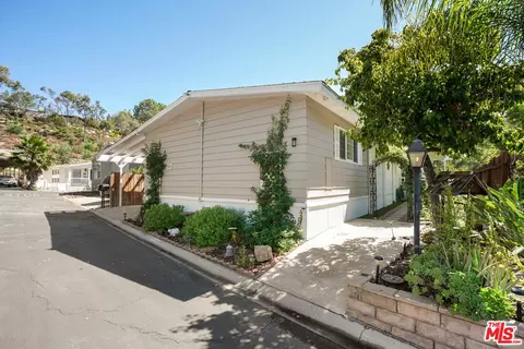 23777 Mulholland Hwy #200, Calabasas, CA 91302