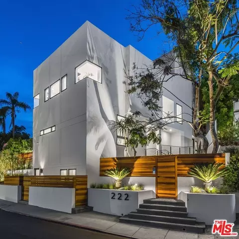 222 Amalfi Dr, Santa Monica, CA 90402