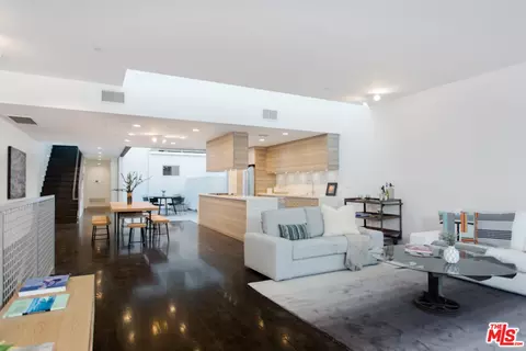 715 Venice Blvd, Venice, CA 90291