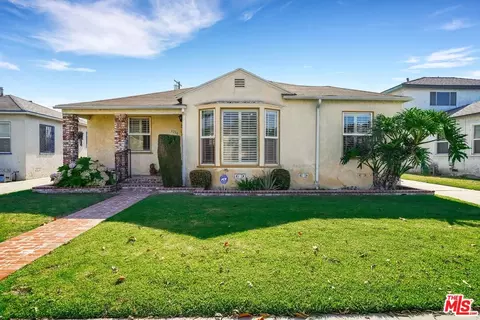 1316 S Castlegate Ave, Compton, CA 90221 photo 3
