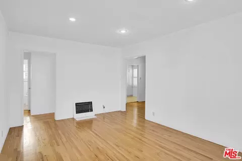 1316 S Castlegate Ave, Compton, CA 90221 photo 5