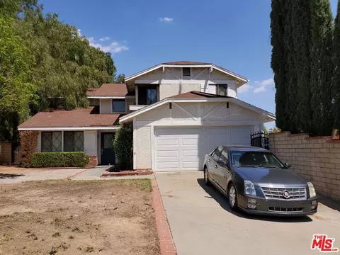 23123 Tupelo Ridge Dr, Santa Clarita, CA 91354