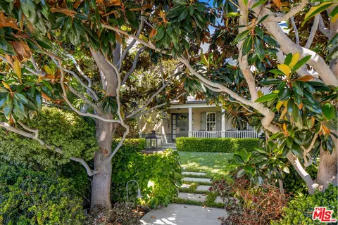 512 Georgina Ave, Santa Monica, CA 90402