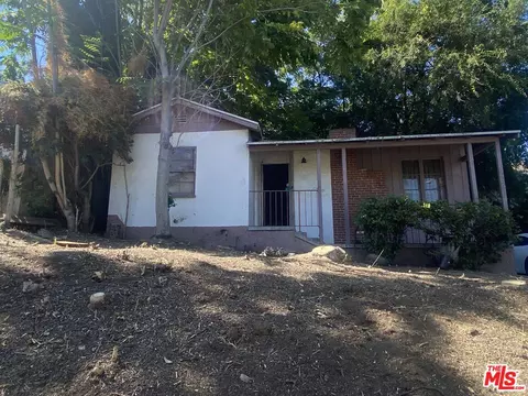 1506 E Windsor Rd, Glendale, CA 91205