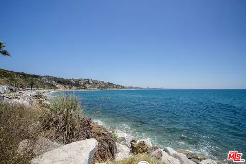 18419 Pacific Coast Hwy, Malibu, CA 90265