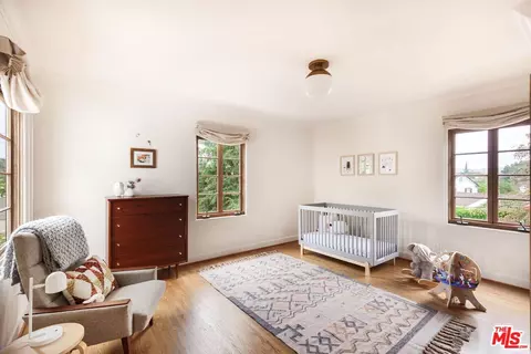 1114 E Mountain St, Glendale, CA 91207 photo 33