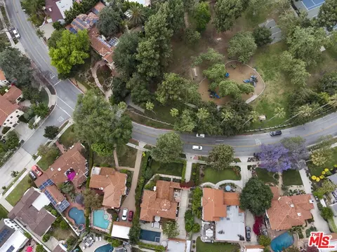 1114 E Mountain St, Glendale, CA 91207 photo 46