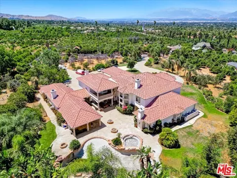 11377 Opal Ave, Redlands, CA 92374 photo 17