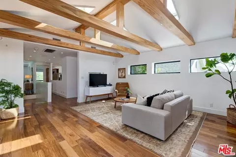 3818 Roderick Rd, Los Angeles, CA 90065