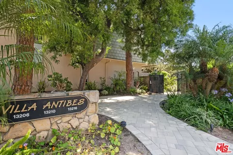 13210 Admiral Ave #C, Marina Del Rey, CA 90292