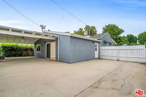 6517 Balcom Ave, Reseda, CA 91335 photo 21