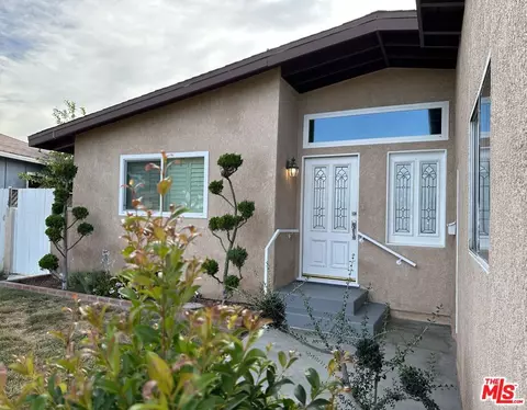 13502 Premiere Ave, Bellflower, CA 90706
