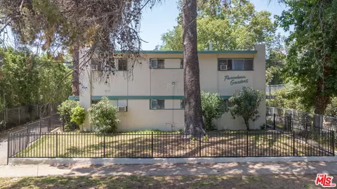 267 Barthe Dr, Pasadena, CA 91103 photo 4
