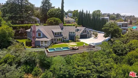 13151 Cheltenham Dr, Sherman Oaks, CA 91423