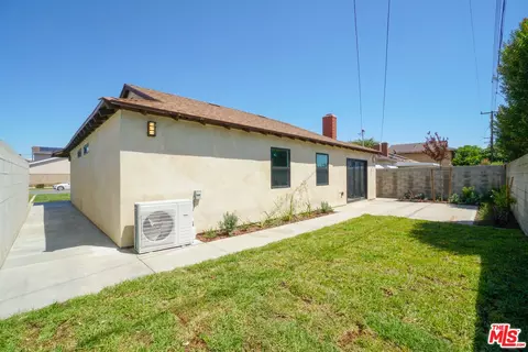 1706 Edom St, Carson, CA 90746 photo 9