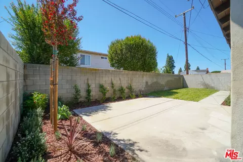 1706 Edom St, Carson, CA 90746 photo 10
