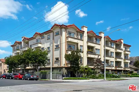 601 N Serrano Ave #204, Los Angeles, CA 90004