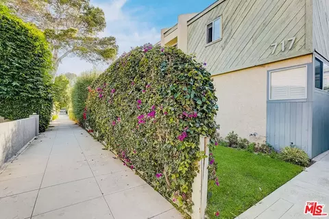 717 Copeland Ct #3, Santa Monica, CA 90405