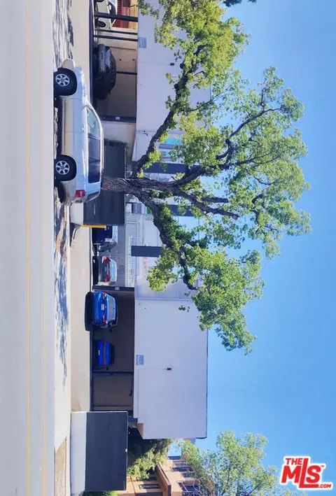 209 S Rampart Blvd, Los Angeles, CA 90057