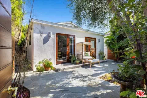 11962 Culver Dr, Culver City, CA 90230