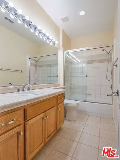 20531 Como Ln, Porter Ranch, CA 91326 photo 25