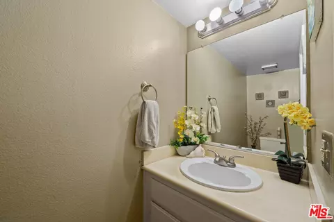 849 E Victoria St #604, Carson, CA 90746 photo 18