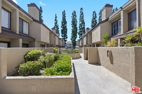 849 E Victoria St #604, Carson, CA 90746 photo 25