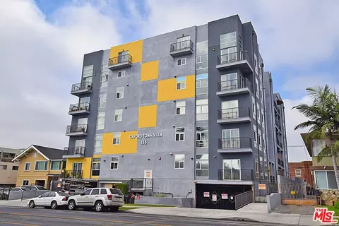 155 S Oxford Ave #PH4, Los Angeles, CA 90004