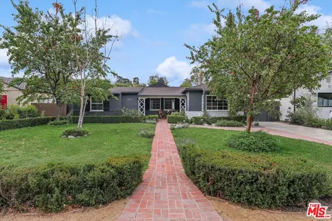11851 Otsego St, Valley Village, CA 91607