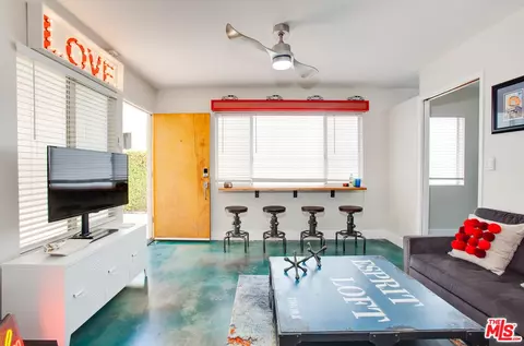 2912 11th St #4, Santa Monica, CA 90405