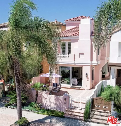 515 21st St, Huntington Beach, CA 92648